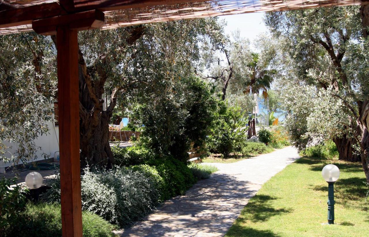 ليفوكاسترو Razi Beach المظهر الخارجي الصورة